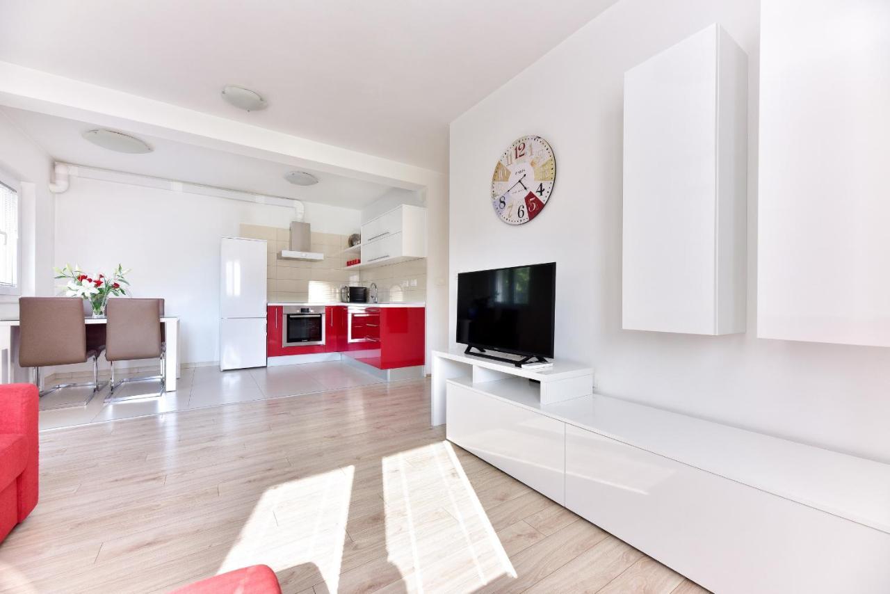Apartment Inka Nice And Comfy 扎达尔 外观 照片