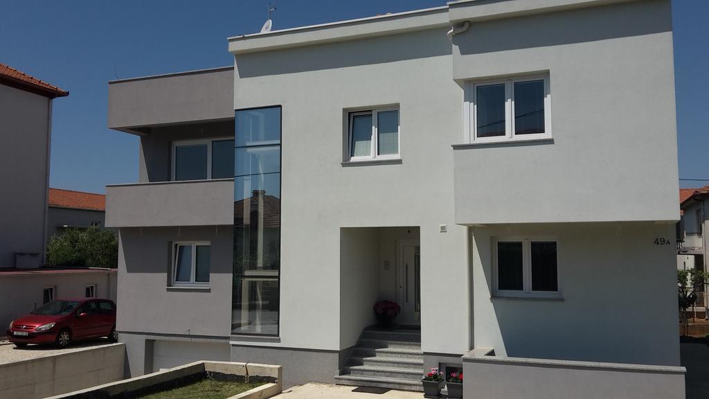 Apartment Inka Nice And Comfy 扎达尔 外观 照片